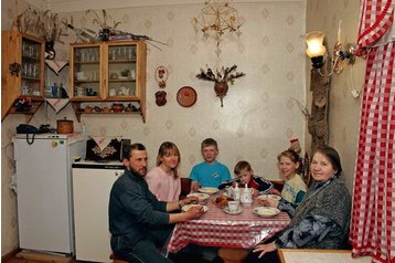 Białoruś Privát Klyuschany, Zewnątrz